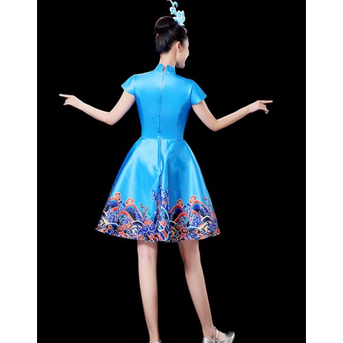 Turquoise colored chinese folk dance qipao dress for women yangko fan umbrella drumming performance dresses Allegro contemporary opening dance dress